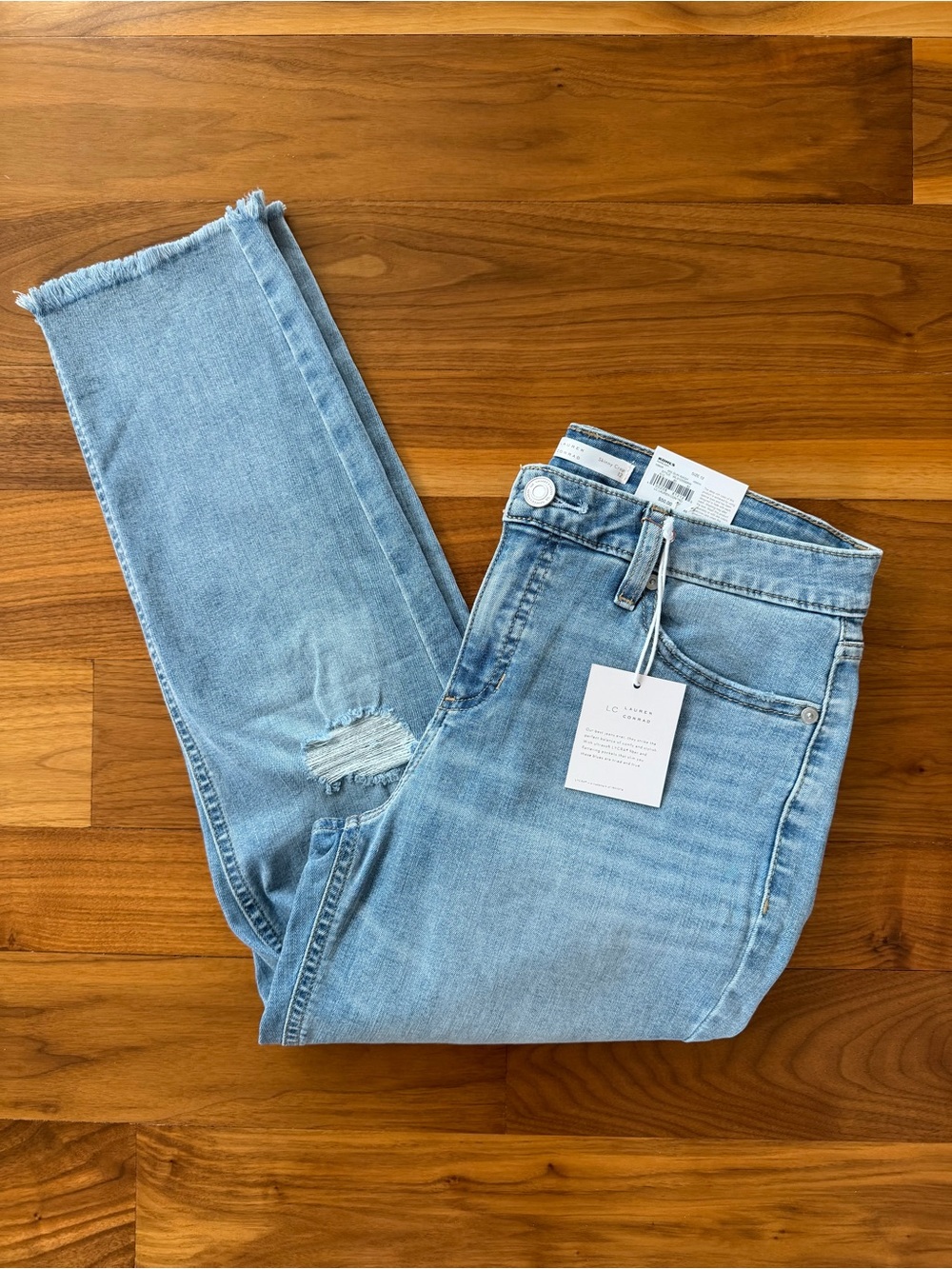 NWT LC Lauren Conrad Sun Wash Mid Rise Crop Distressed Raw Hem Jeans Women’s 12